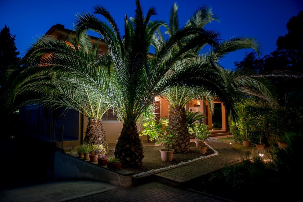 Villa Alida Casa Vacanze Foligno Ngoại thất bức ảnh